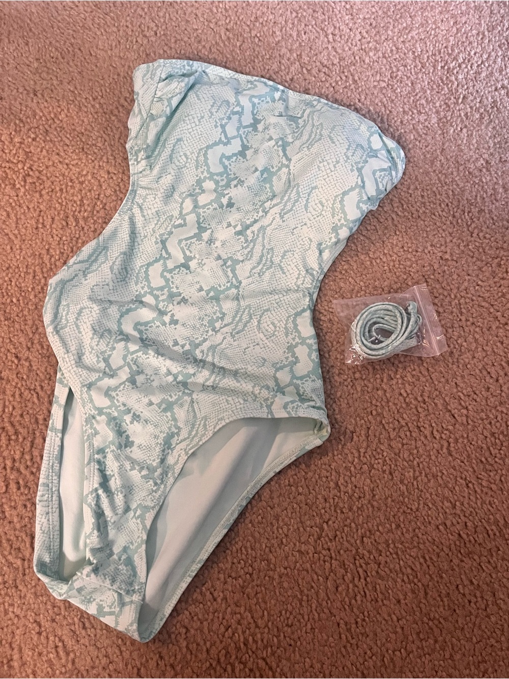 Women’s XS sexy Light Blue Snakeskin One-Piece Swimsuit open back